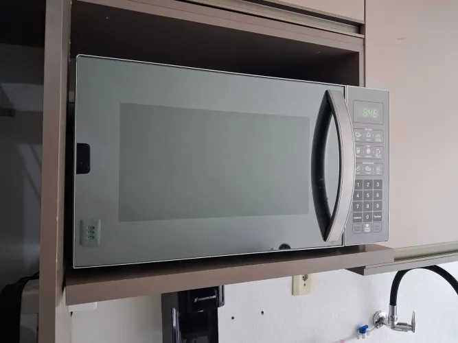 Micro-ondas mondial 21lt