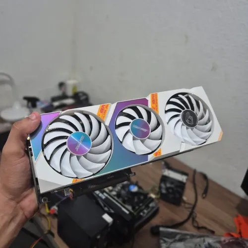 RTX 3060 12GB ColorFull iGame White Tripple Fan - Aceito cartão e entrego