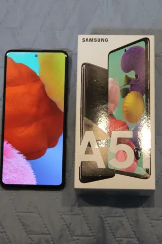 Samsung Galaxy A51 + 3 Capinhas (Funcionando 100%)