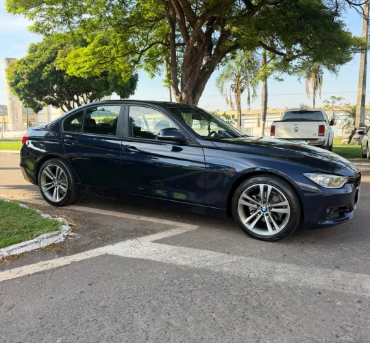 BMW 320I A 2.0 Turbo/activeflex 16V 184cv 4P 2014