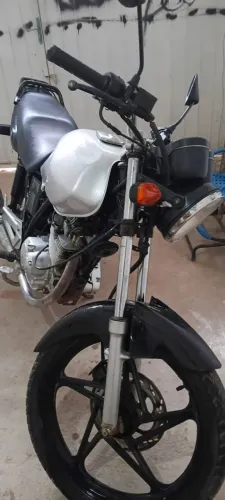 Pra vender logo , Suzuki yes 125