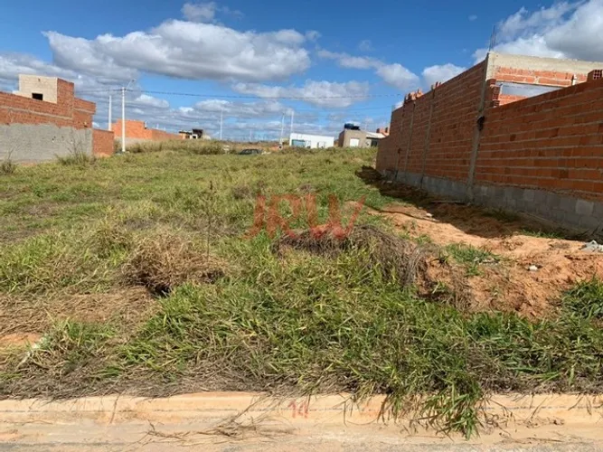 EXCELENTE TERRENO PLAINO NO LOTEAMENTO SMART CITY INDAIATUBA