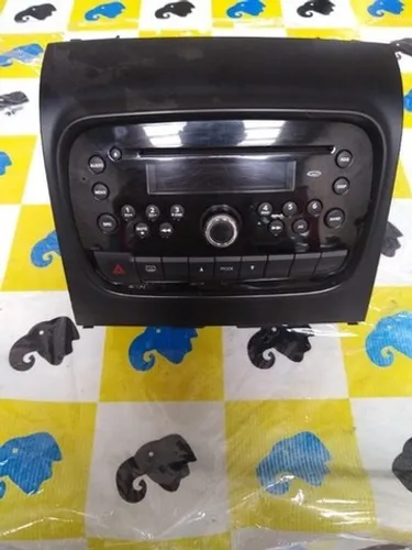Moldura Com Rádio Original Fiat Idea 2013 14 15