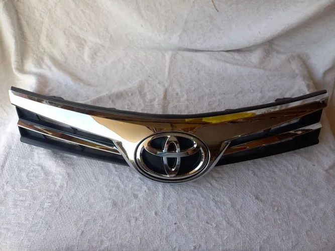 Grade dianteira Toyota Corolla Altis 2018/19