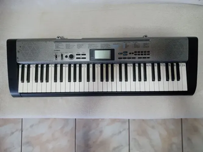 Teclado Casio CTK 1300