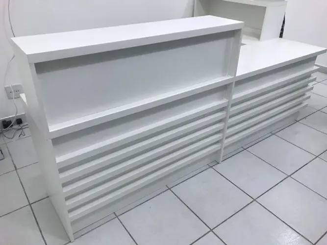 balcão de recepção executivo 