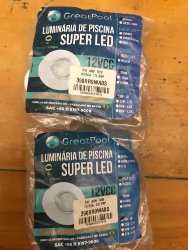 Iluminação para piscina 