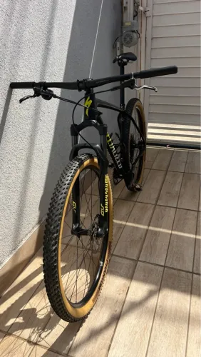 Bicicleta Specialized CHISEL 