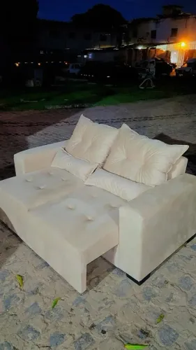 Sofá Confortável e Elegante