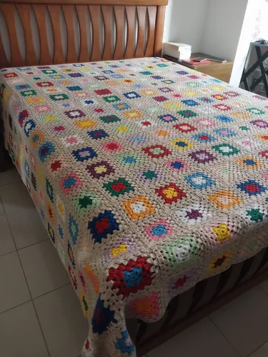Colcha de crochê