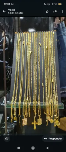 Correntes e Pingentes Banhado a Ouro e com Verniz 
