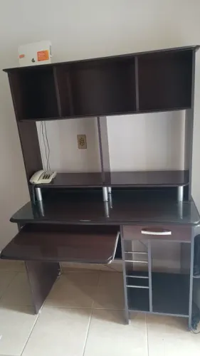 Escrivaninha de Escritório com Armário e Gaveta