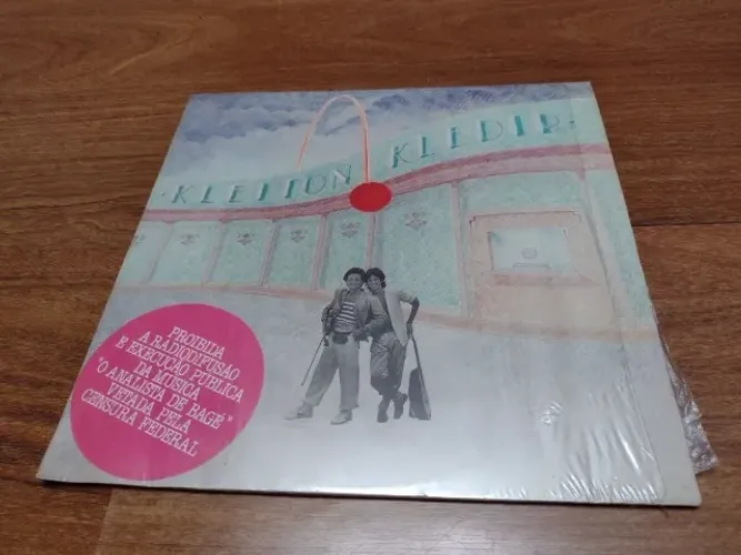 LP Vinil disco kleiton e kledir