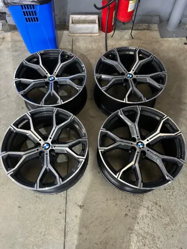 Jogo De Rodas Bmw X-6 M Grafite Diamantado Original 5x112 - 21x9,5 e 21x10,5