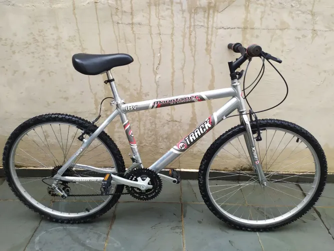 Bicicleta Track Mountainer 18V