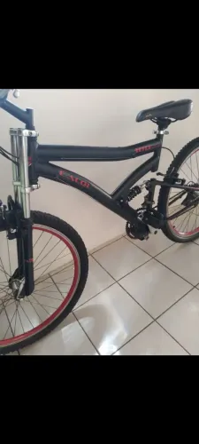 Bicicleta aro 26 com 21 marchas 650.00