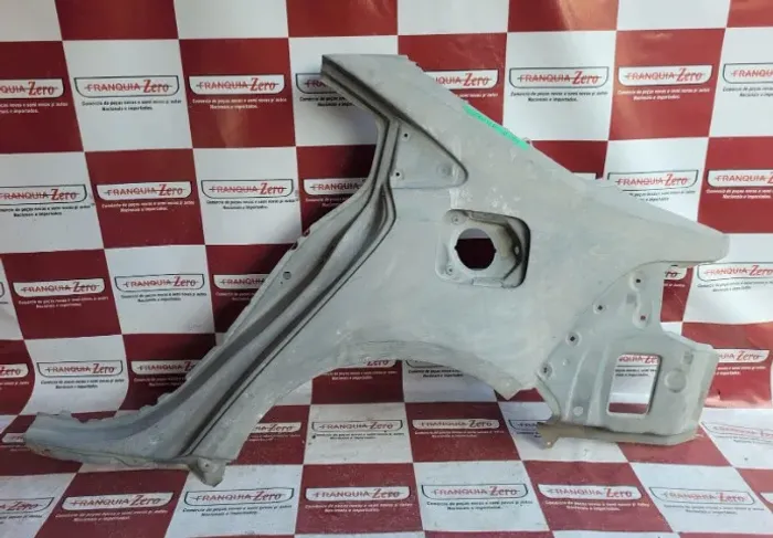 Retalho lateral Corolla 2020/ lado esquerdo 