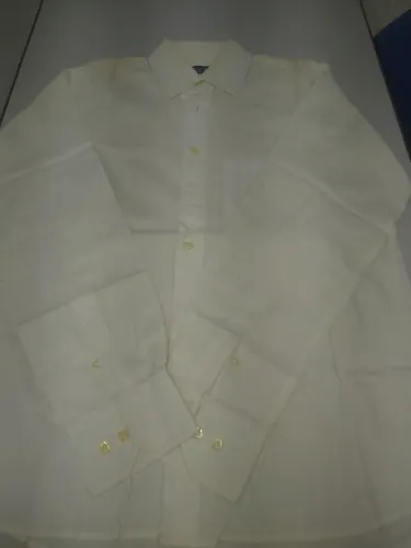 Camisas sociais. Só 40,00