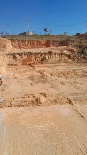 lote 490 mts bairro castanheira   santa luzia 