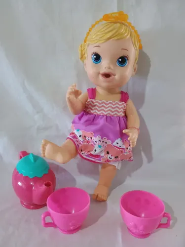 Baby Alive a hora do cházinho