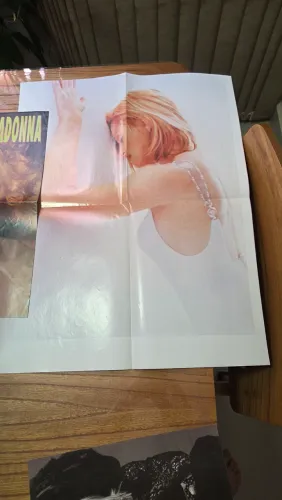 POSTER MADONNA COLECIONADORES