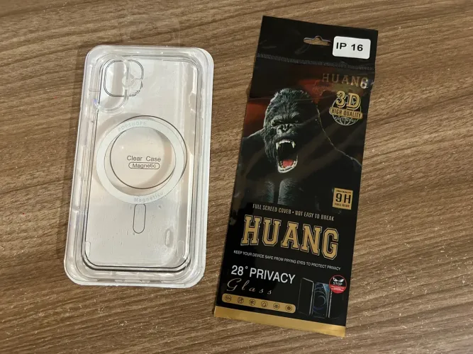 Kit Capa + Película iPhone 16