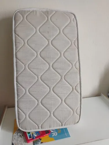 Colchão Ortobom para mini berço.