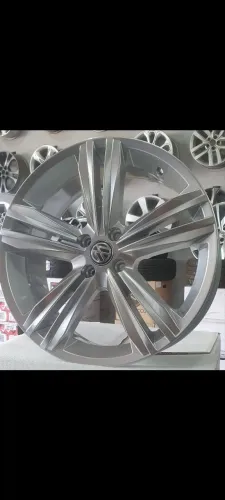 Rodas Tiguan novas aro18 em até 10x de R$429,00 no cartão de crédito