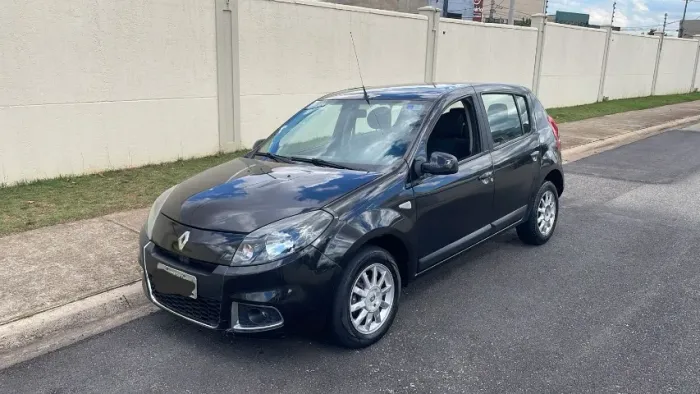 Renault Sandero Privilège Hi-flex 1.6 16V 5P AUT 2014