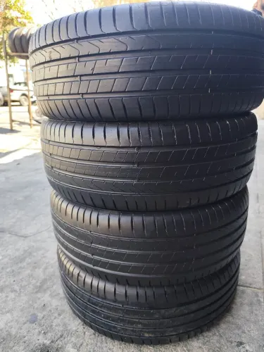 4 Pneus Pirelli 205/55/17 Scorpion 90% de borracha. ACEITO CARTÃO.