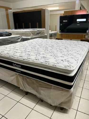 Cama Super king molas ensacadas com pilow top e 2 travesseiros de Brinde
