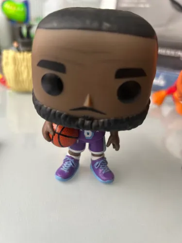 Funko Pop Lebron James NBA 