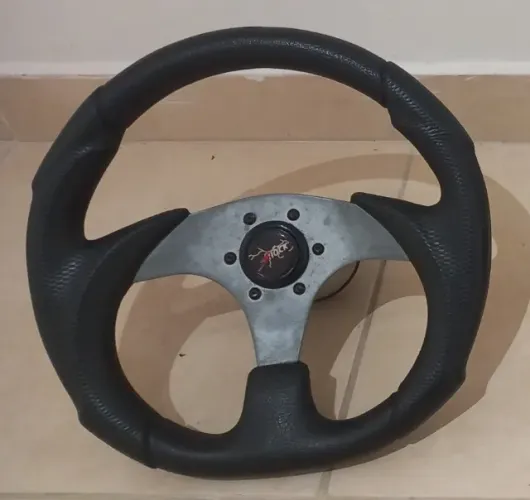 Volante esportivo