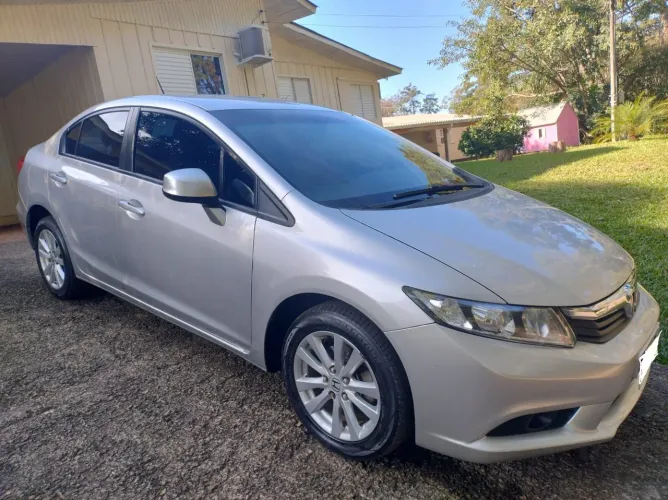 HONDA CIVIC SEDAN LXS 1.8/1.8 FLEX 16V MEC. 4P Ano 2014/2015 Manual