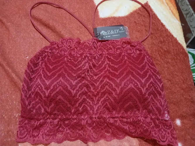 Top renda vermelho Z&D lingerie e Top preto da Romance 