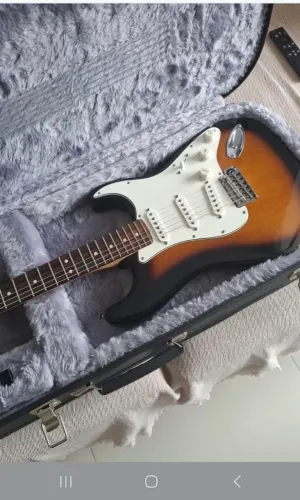 Guitarra Fender Player com case, zerada!!