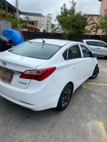 Hyundai HB20S C.plus/c.style 1.6 Flex 16V Mec.4p 2014