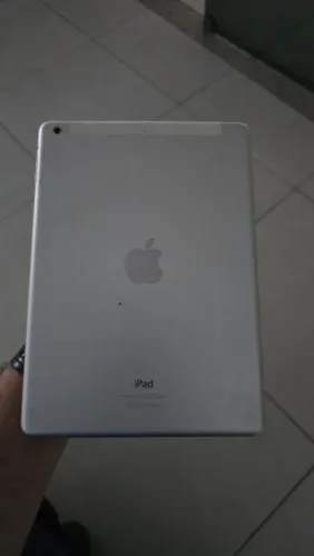 Ipad esta com a tela quebrada e nao esta ligando modelo 1475 aceito proposta 