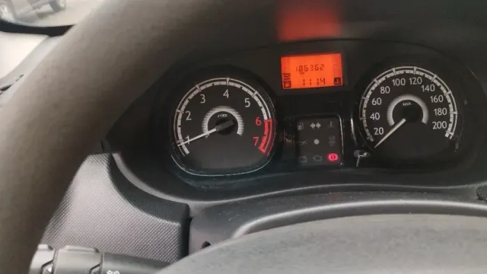 Renault Sandero Authentique Hi-flex 1.0 16V 5P 2012