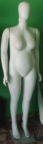 Manequins PLUS SIDE