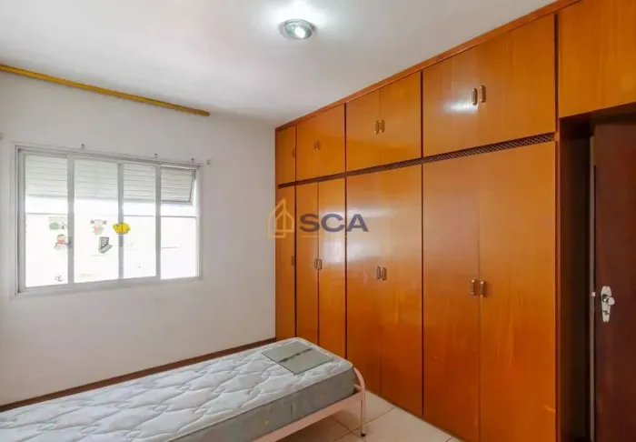 Apartamento de 100m² com 2 dormitórios e 1 vaga de garagem em Moema - SP