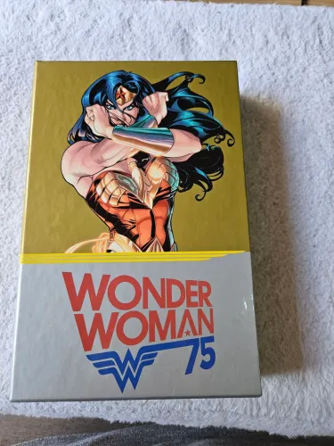 Coleção de livros Mulher Maravilha