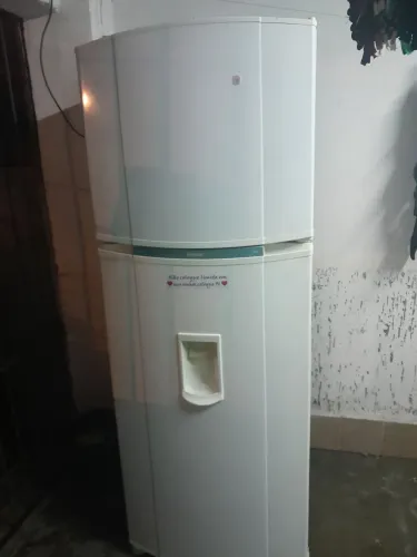 Geladeira Consul Biplex 440 litros bem novinha com