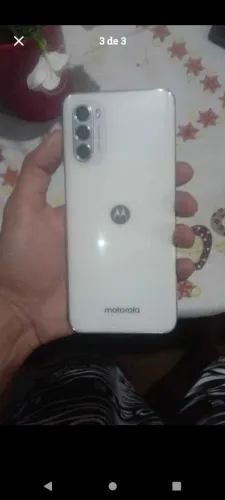 Vende-se ou troco por iPhone xs , 550$ g52 em perfeito estado único dono