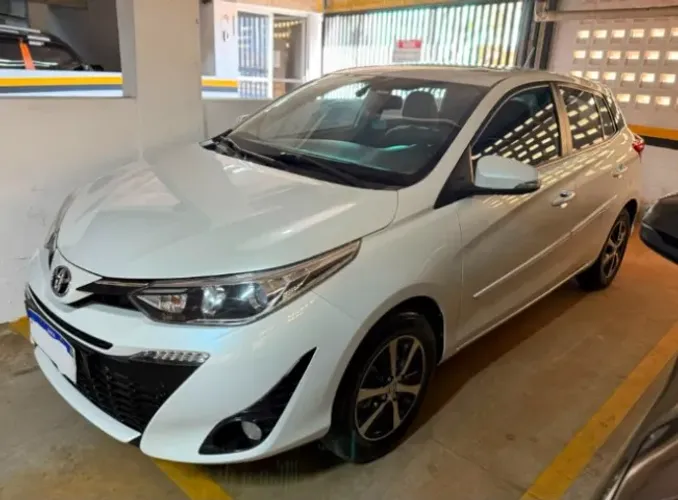Toyota Yaris XLS Connect 1.5 Flex 16V 5P AUT 2022