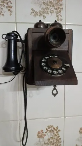Telefone antigo
