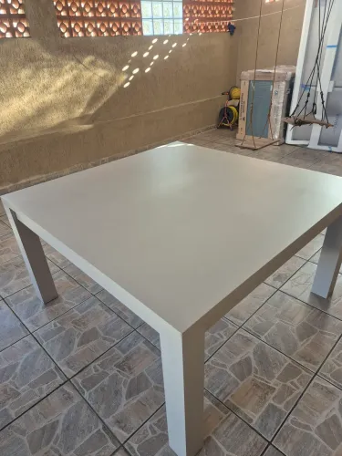 Mesa pra 8 lugares madeira maciça 