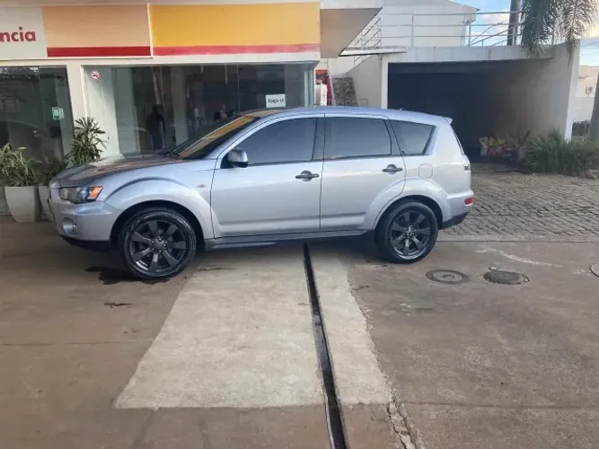Mitsubishi Outlander 2.4 16V 170cv Aut. 2010