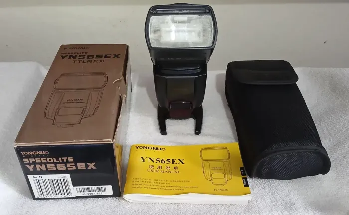 Flash Yongnuo Digital Speedlite YN565EX Novíssimo!<br>