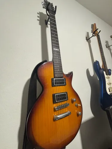 Guitarra LtD Les Paul